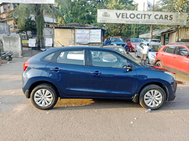 https://images10.gaadi.com/usedcar_image/4329722/original/processed_10c333f44cb510e484bb121f66334221.jpg?imwidth=6401