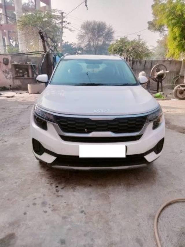 https://images10.gaadi.com/usedcar_image/4329739/original/processed_02961784-f802-49b2-92d1-cfbf246949ee.jpg?imwidth=6400