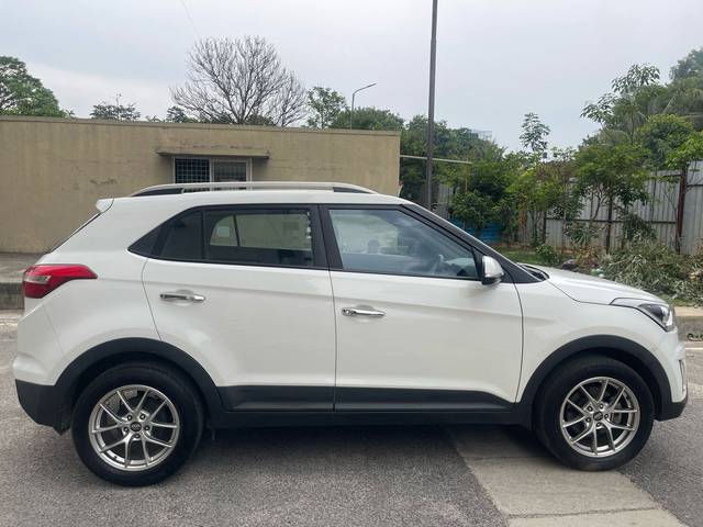 https://images10.gaadi.com/usedcar_image/4329741/original/7db34e558b6364b1cc6781630ece599a.jpg?imwidth=6401
