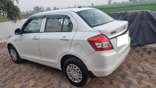 https://images10.gaadi.com/usedcar_image/4329759/original/processed_a932f75c-21e2-4732-82ab-2379fafb2c11.jpg?imwidth=6402