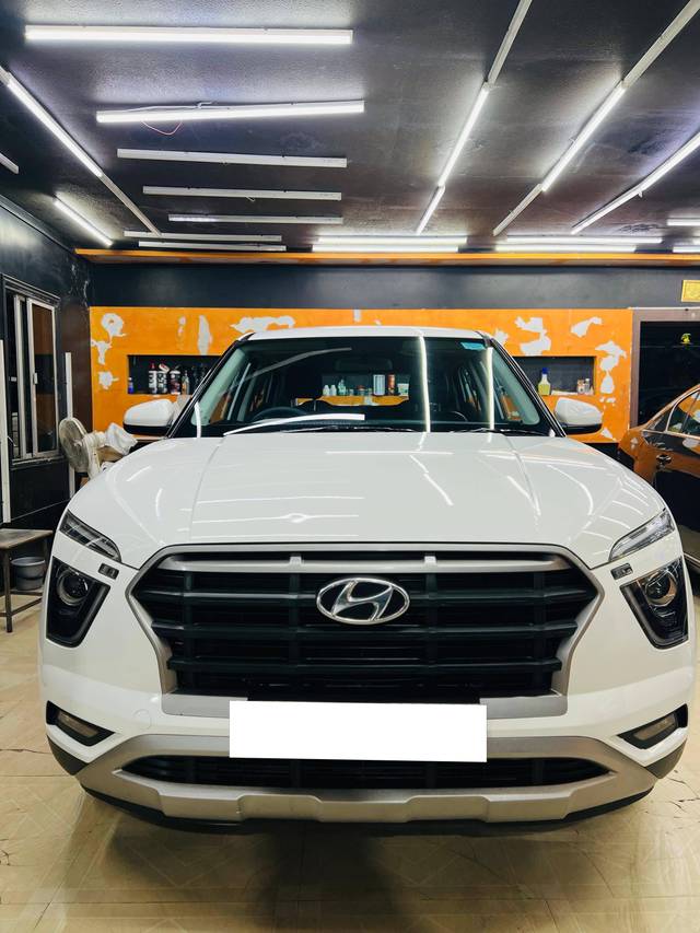 https://images10.gaadi.com/usedcar_image/4329895/original/processed_12a9f6d857c2e77238f45853616f6c78.jpeg?imwidth=6401