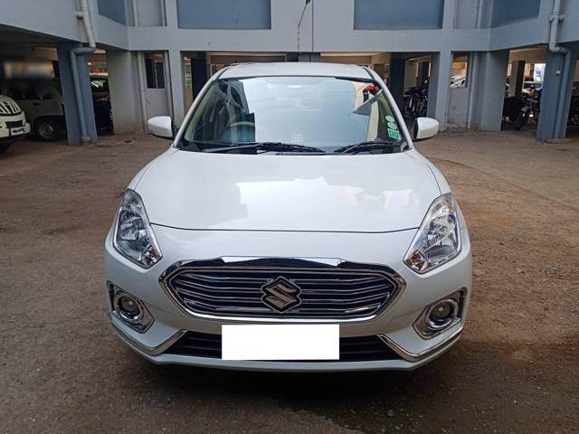 https://images10.gaadi.com/usedcar_image/4329914/original/processed_33170e6aeef4f4b7cd7913e454d309e2.jpg?imwidth=6402