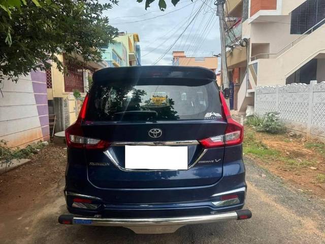 https://images10.gaadi.com/usedcar_image/4329939/original/processed_bfe2b7fb-0b68-4c7c-b4db-8ba7992bca5e.jpeg?imwidth=6400