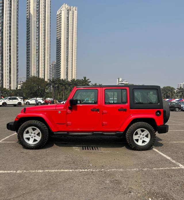 https://images10.gaadi.com/usedcar_image/4330031/original/2ea6b7609fd6cbb3ea98fc915b6e0824.jpg?imwidth=6402