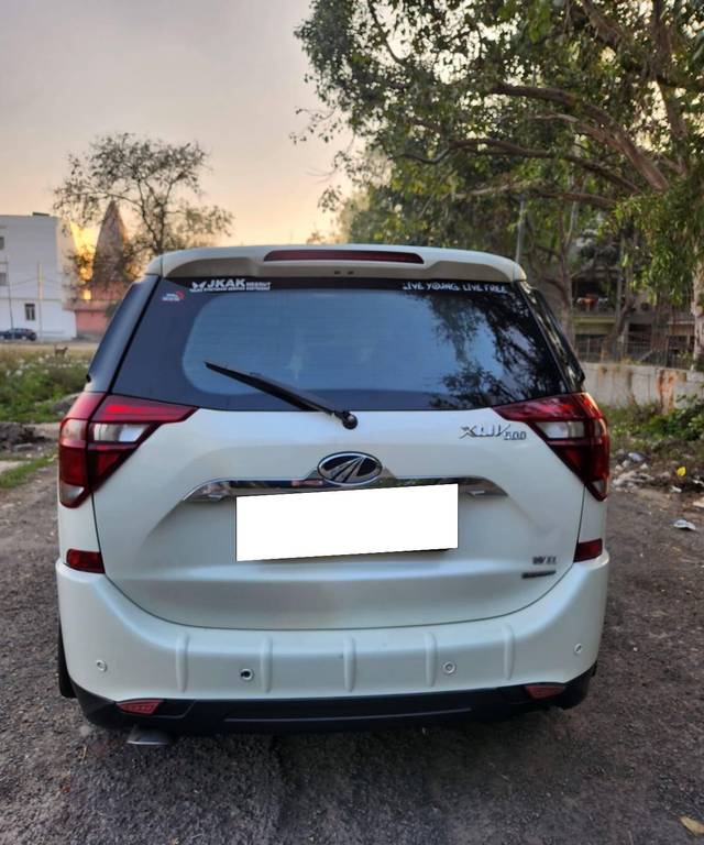 https://images10.gaadi.com/usedcar_image/4330037/original/processed_1b1040ab39cb354d32c5982a85f6d79e.jpg?imwidth=6401