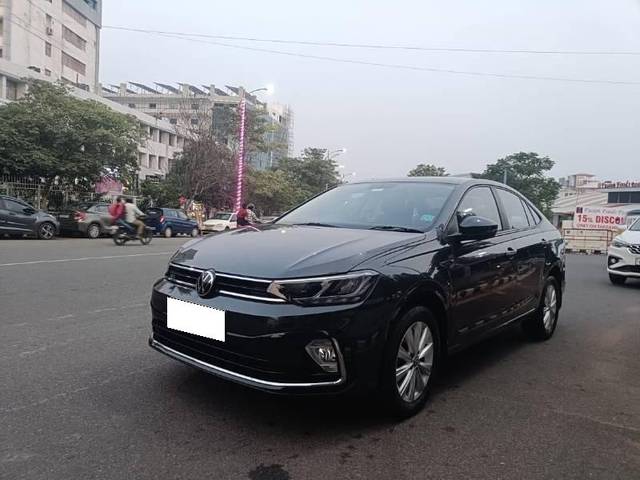 https://images10.gaadi.com/usedcar_image/4330067/original/processed_450961a5-b3d9-4702-a937-7863c9160c6a.jpeg?imwidth=6402