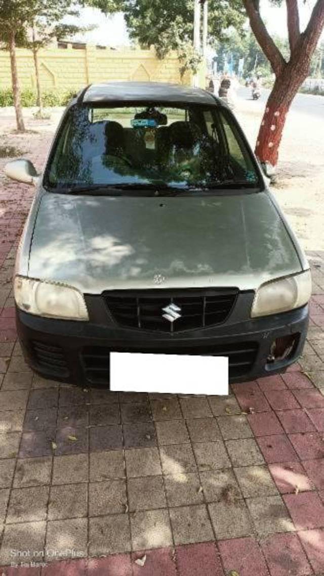 https://images10.gaadi.com/usedcar_image/4330082/original/processed_2f72d412-32e1-46fb-97ee-26aa9dd8b0d6.jpg?imwidth=6402