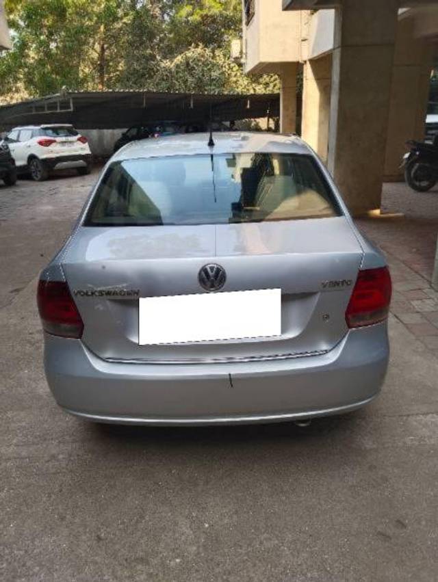 https://images10.gaadi.com/usedcar_image/4330095/original/processed_b9237f39-db10-464c-8df3-dd30c3c3d667.jpg?imwidth=6401