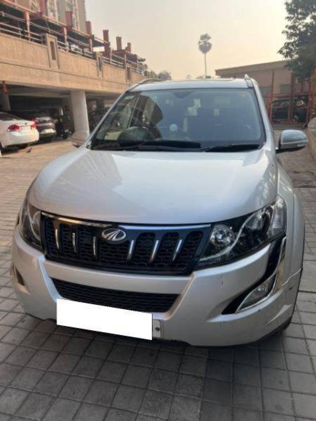 https://images10.gaadi.com/usedcar_image/4330104/original/b7d5e6a34678aa7ffc90248ee777143e.jpg?imwidth=6400