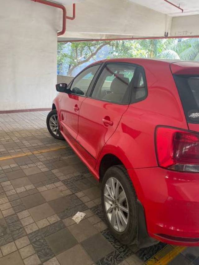 https://images10.gaadi.com/usedcar_image/4330115/original/c0c20f3ab70d8c3f8957ff2528cf17f5.jpeg?imwidth=6402