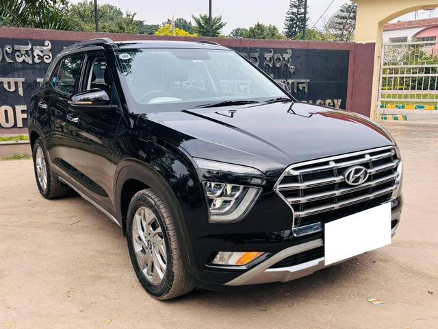 https://images10.gaadi.com/usedcar_image/4330147/original/processed_f856ab029649fefd309e6a767f426c36.jpg?imwidth=6400