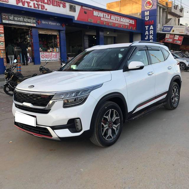 https://images10.gaadi.com/usedcar_image/4330164/original/processed_d8dbbf456bafb48c42e23640e0211579.jpg?imwidth=6400