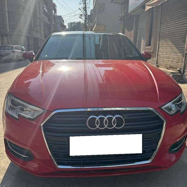 https://images10.gaadi.com/usedcar_image/4330191/original/processed_bf28dfc552e2f5895c4cb0d453165d21.jpg?imwidth=6400