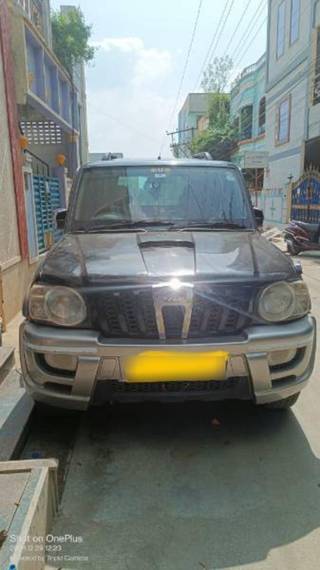 Mahindra Scorpio 2006-2009 Mahindra Scorpio SLX 2.6 Turbo 7 Str