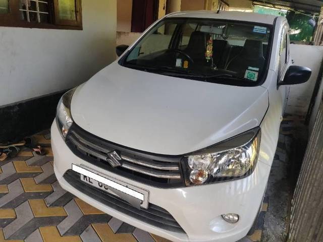 https://images10.gaadi.com/usedcar_image/4330442/original/processed_4423b2ca-3129-4f16-9351-168116249399.jpg?imwidth=6400