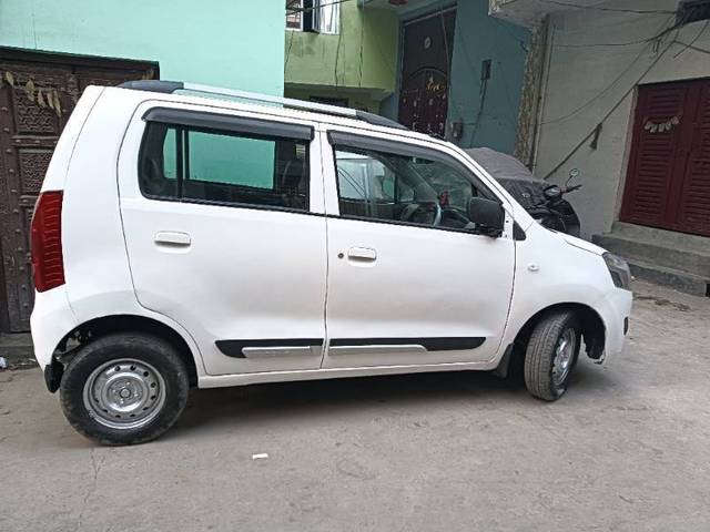 https://images10.gaadi.com/usedcar_image/4330559/original/8edf99e1ebb30e1b34fb3890e89798e8.jpg?imwidth=6400