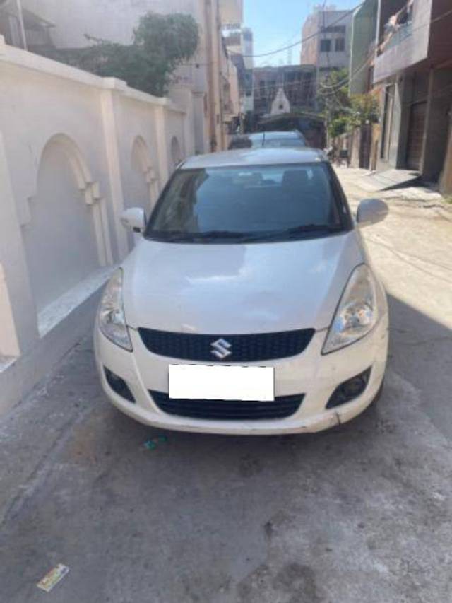 https://images10.gaadi.com/usedcar_image/4330586/original/49b6d0ea399baf25220e4fc6161555b0.jpeg?imwidth=6400