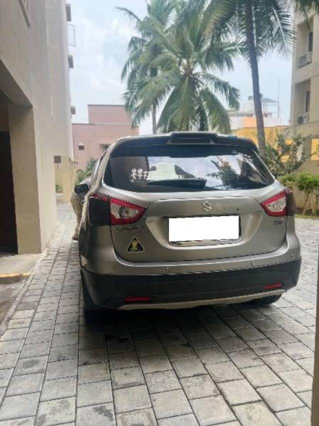 https://images10.gaadi.com/usedcar_image/4330650/original/processed_7e8ff4fa-caa9-4c37-a506-061329eabc4f.jpeg?imwidth=6401