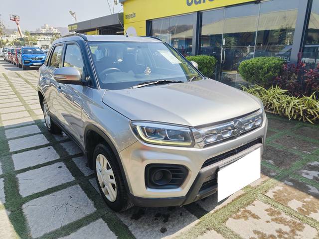 https://images10.gaadi.com/usedcar_image/4330664/original/processed_8a7af25dcb2462d28c3e79a9607ebd4a.jpg?imwidth=6400