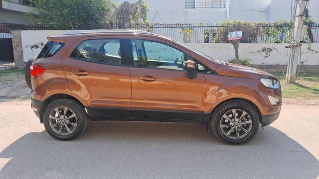 https://images10.gaadi.com/usedcar_image/4330711/original/processed_3ec584c26d3f937c19daedaebe051e0a.jpg?imwidth=6401