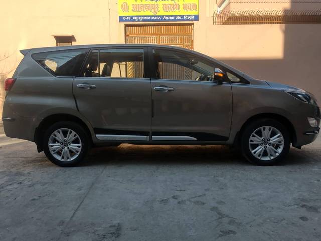 https://images10.gaadi.com/usedcar_image/4330849/original/processed_091c997b020117a6ef9e4bb9d5daa15b.jpg?imwidth=6401