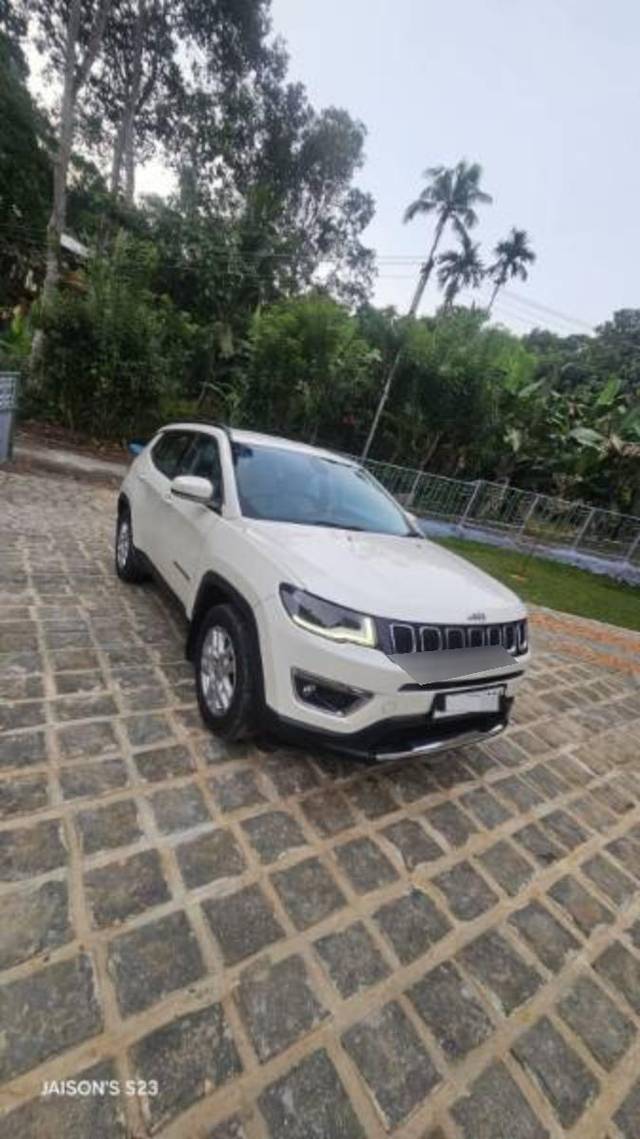 https://images10.gaadi.com/usedcar_image/4330850/original/processed_62eaa41b-b3a0-4962-aa3f-3e1c11edb5df.jpg?imwidth=6400