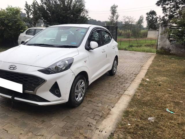 https://images10.gaadi.com/usedcar_image/4330896/original/processed_77d2d4ea7208e0699ede880fed2222dd.jpg?imwidth=6400