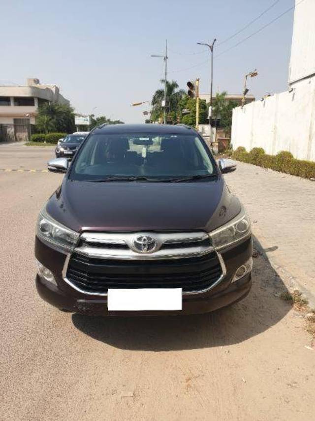 https://images10.gaadi.com/usedcar_image/4330916/original/0eb71d70d8d930562b82ef62acd0d178.jpg?imwidth=6400