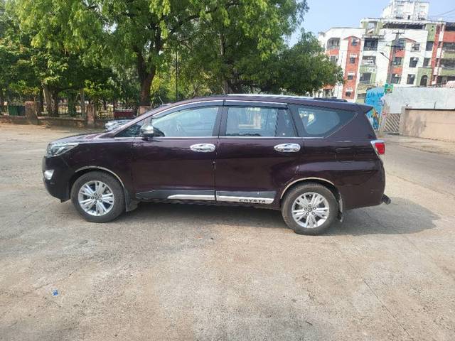 https://images10.gaadi.com/usedcar_image/4330916/original/d18d4251debf40fb63f805f69964199a.jpg?imwidth=6402