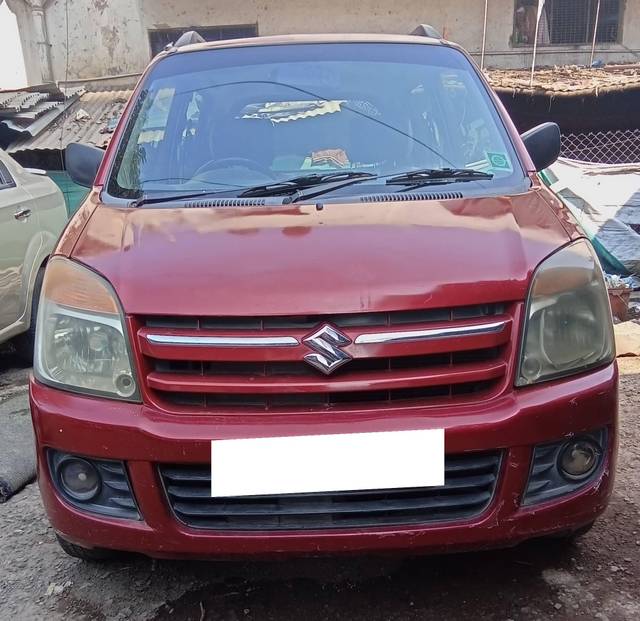 https://images10.gaadi.com/usedcar_image/4330972/original/processed_83f2dec37ab701488b2e7b21c56c6b35.jpg?imwidth=6402