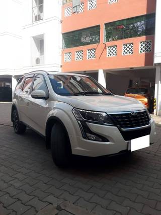 Mahindra XUV500 Mahindra XUV500 W11 Option