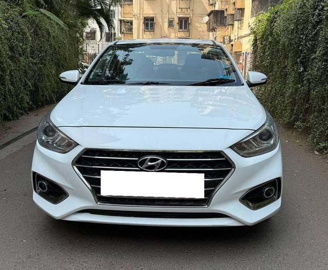 https://images10.gaadi.com/usedcar_image/4331142/original/processed_34707100181e398aa2b9bfa6707afc17.jpeg?imwidth=6400