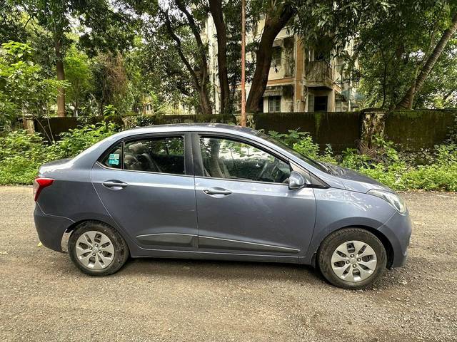 https://images10.gaadi.com/usedcar_image/4331155/original/processed_879b5514d08b788fae73f36accbb729b.jpeg?imwidth=6401