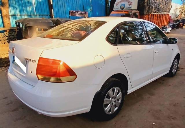 https://images10.gaadi.com/usedcar_image/4331255/original/processed_c6041e44fa38370afc5810b5214a16f7.jpeg?imwidth=6401