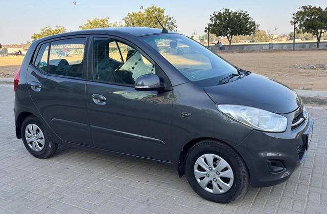 https://images10.gaadi.com/usedcar_image/4331274/original/processed_791209ec6bafed8131d8f7febabc006d.jpg?imwidth=6400