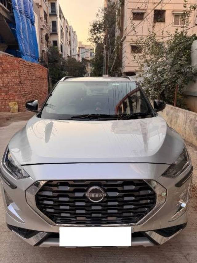 https://images10.gaadi.com/usedcar_image/4331320/original/processed_9f5d8638-869a-4cd4-936f-0f3ba8ab2e16.jpeg?imwidth=6400