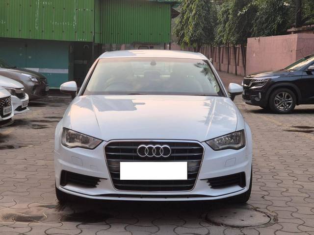 https://images10.gaadi.com/usedcar_image/4331393/original/processed_d067ac110584f546f836c2ff80c8aa4e.jpg?imwidth=6400