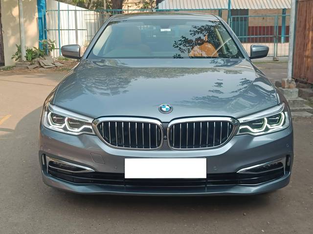 https://images10.gaadi.com/usedcar_image/4331453/original/processed_38e78dceae39f86c9bd317e692798efe.jpg?imwidth=6401