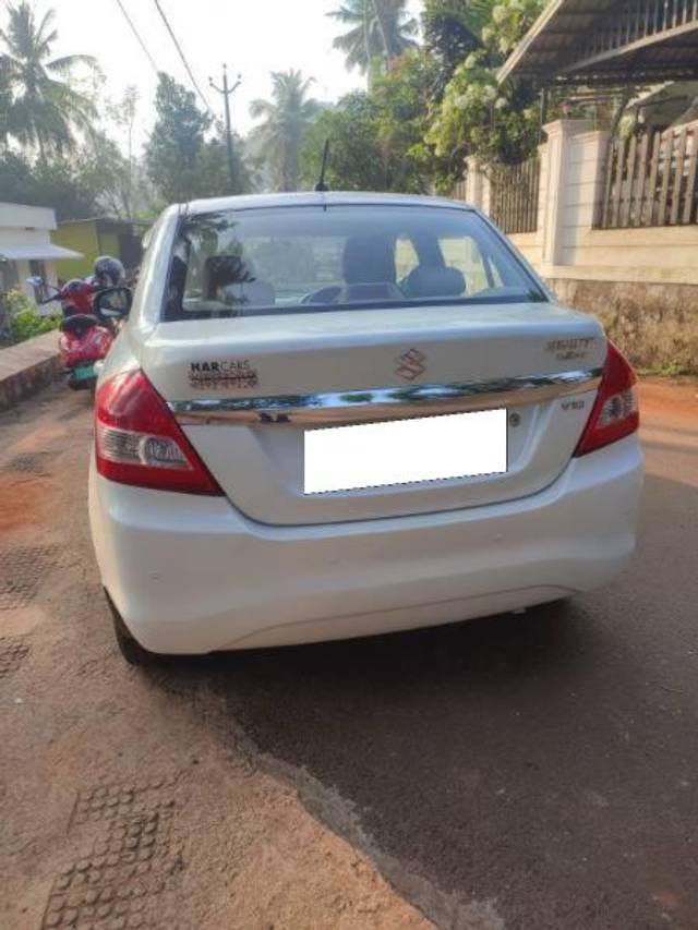 https://images10.gaadi.com/usedcar_image/4331490/original/processed_7292831f-0cdf-4ed1-a370-d5f76ed963c5.jpg?imwidth=6400