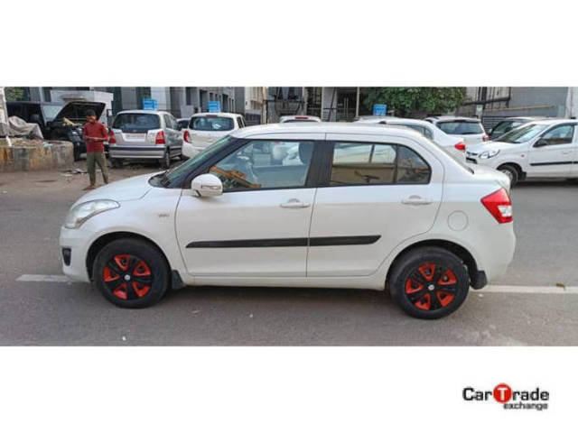 https://images10.gaadi.com/usedcar_image/4331804/original/processed_a9817b28f6f901a269bb9f3533a6e0bc.png?imwidth=6401