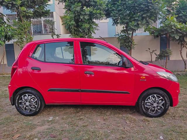 https://images10.gaadi.com/usedcar_image/4331806/original/processed_49312eb47be2756b5c329def6d846966.jpg?imwidth=6401