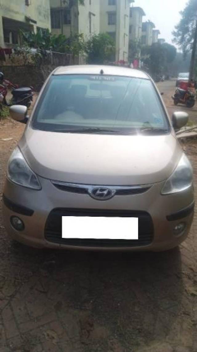 https://images10.gaadi.com/usedcar_image/4331821/original/processed_031ad142-d184-46ab-aa6d-0a5182ac0f51.jpg?imwidth=6400