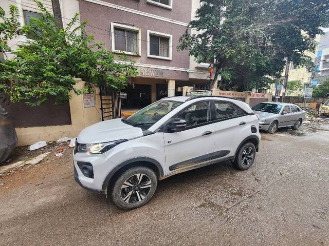 https://images10.gaadi.com/usedcar_image/4331901/original/852e96386b10c3974cfe85fba465bb1c.jpg?imwidth=6402