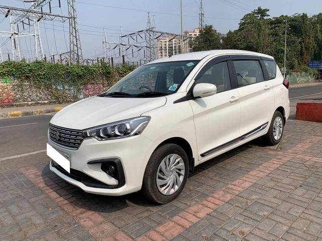 https://images10.gaadi.com/usedcar_image/4332141/original/processed_1a4a8c62147b60c4381e05636e795cf4.jpg?imwidth=6402