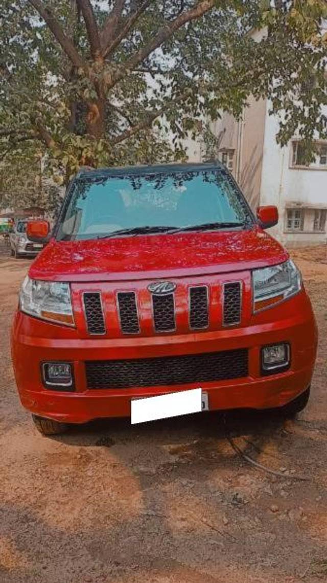 https://images10.gaadi.com/usedcar_image/4332220/original/processed_86f3d0a8-71dc-4ced-99d7-bb24197a5fbb.jpg?imwidth=6402