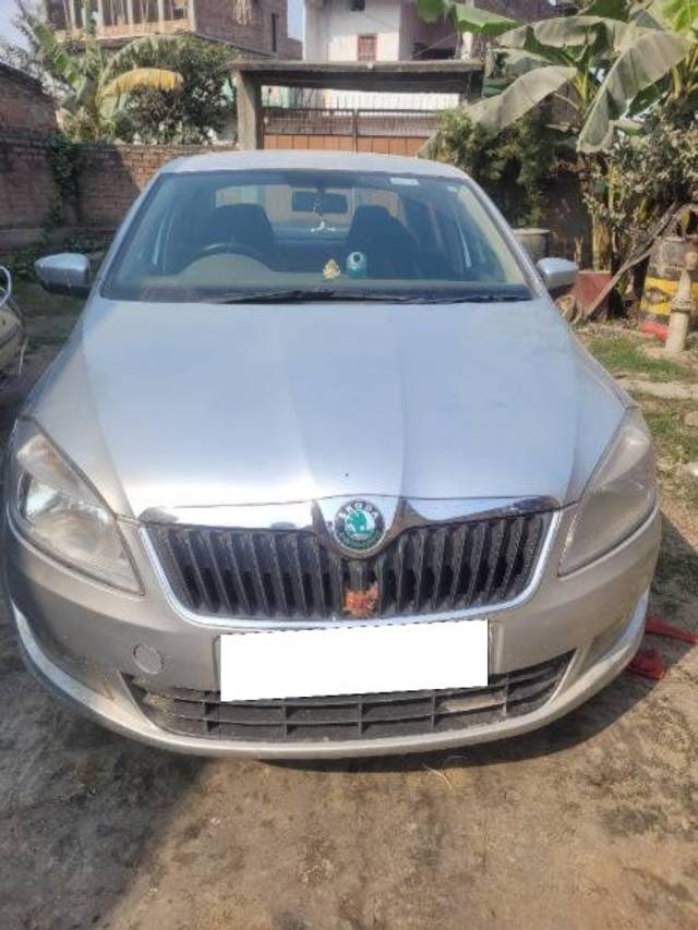 https://images10.gaadi.com/usedcar_image/4332250/original/processed_161848d5-4826-4c88-b0fd-652a2a0460e0.jpg?imwidth=6400