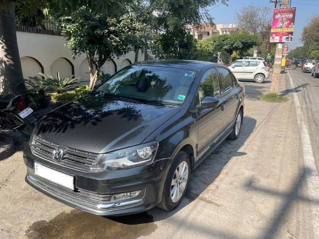 https://images10.gaadi.com/usedcar_image/4332326/original/4835c64eef1614f507ecdc1c26f30d47.jpg?imwidth=6401