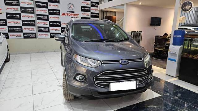 https://images10.gaadi.com/usedcar_image/4332425/original/processed_8d585a191f77b0576b4bffb94fb88fe0.jpg?imwidth=6400