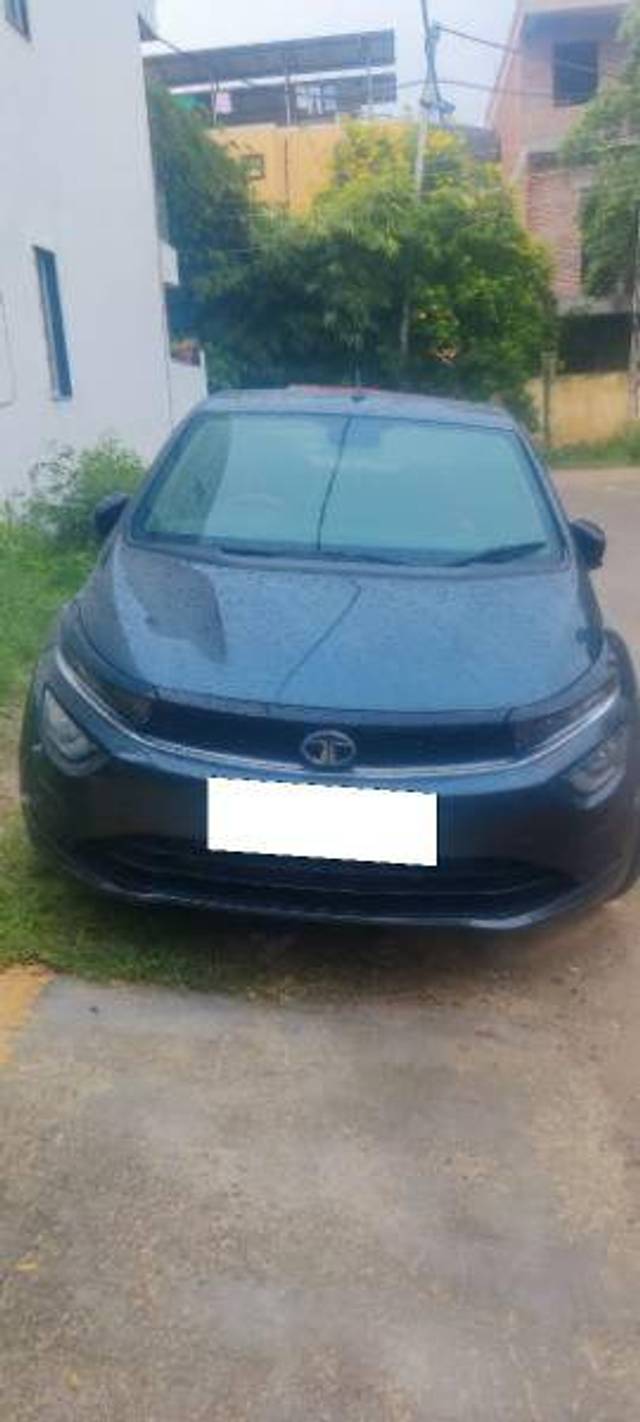 https://images10.gaadi.com/usedcar_image/4332454/original/2d42623c5a61d048f605448bb1c3002c.jpg?imwidth=6400