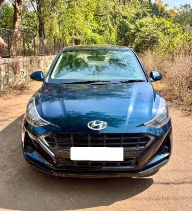 https://images10.gaadi.com/usedcar_image/4332457/original/processed_98bbffa3-b25e-45c0-8695-4d59f5c4a226.jpg?imwidth=6400